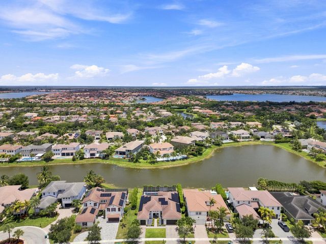 11883 NW 79th Court, Parkland, FL 33076