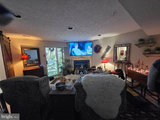15 AUGUSTINE CT, Gaithersburg, MD 20879