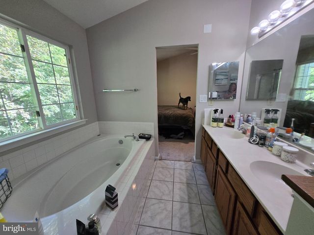 15 AUGUSTINE CT, Gaithersburg, MD 20879