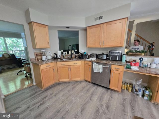 15 AUGUSTINE CT, Gaithersburg, MD 20879