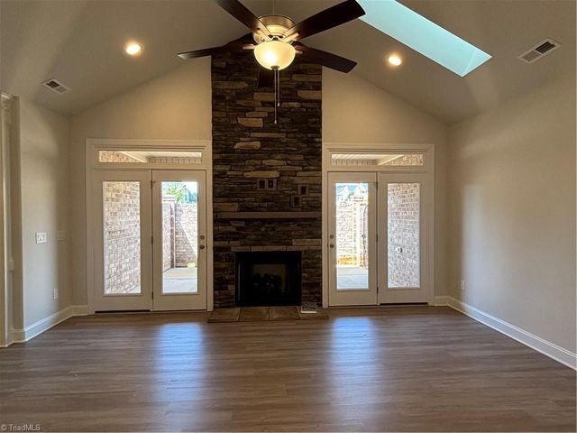 1095 Beechcraft Drive, Mebane, NC 27302