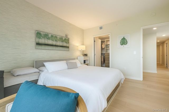 131-01 40th Road 11A, Flushing, NY 11354