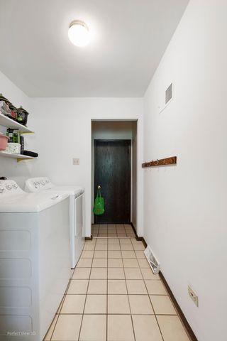 22 W Jane Street, Glenwood, IL 60425