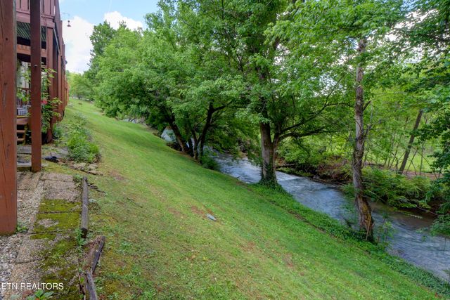 2103 Creekside Way, Jefferson City, TN 37760