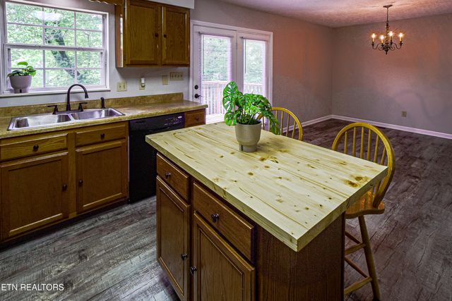 2103 Creekside Way, Jefferson City, TN 37760