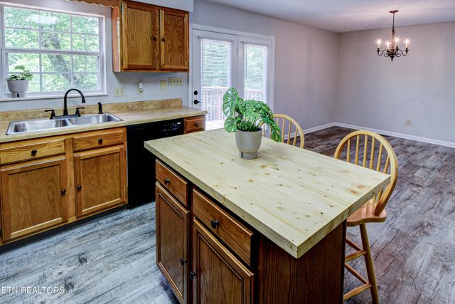 2103 Creekside Way, Jefferson City, TN 37760