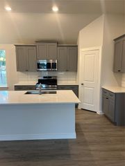 885 Road 5102, Cleveland, TX 77327