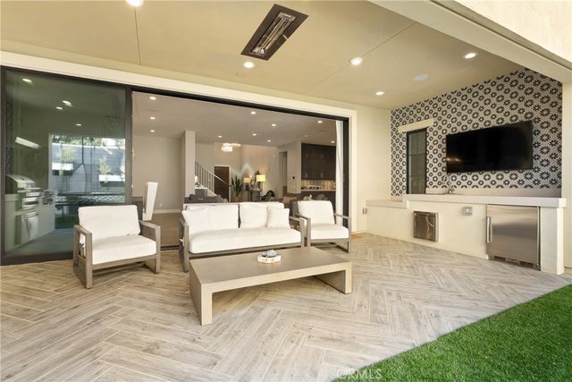 51 Kite, Irvine, CA 92618