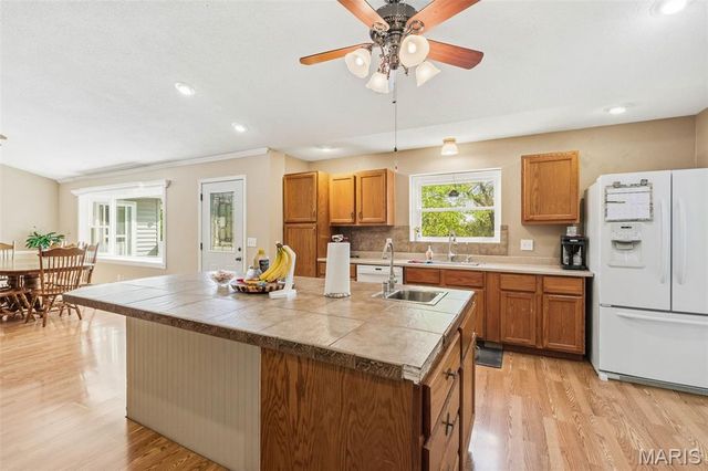 29302 Meadowlark S, Warrenton, MO 63383