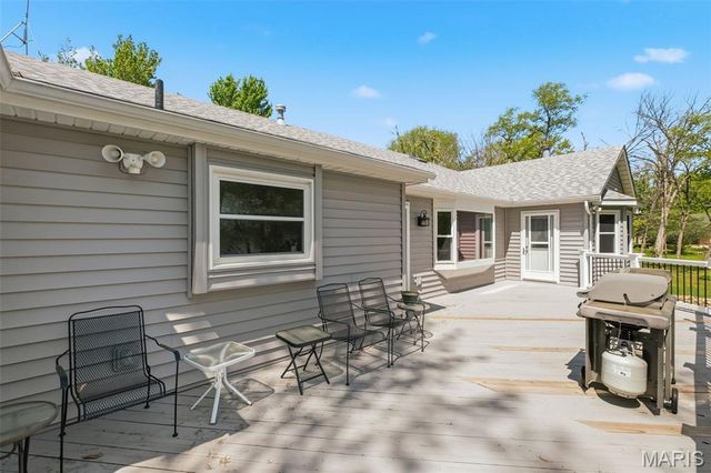 29302 Meadowlark S, Warrenton, MO 63383