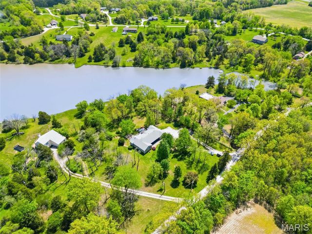 29302 Meadowlark S, Warrenton, MO 63383