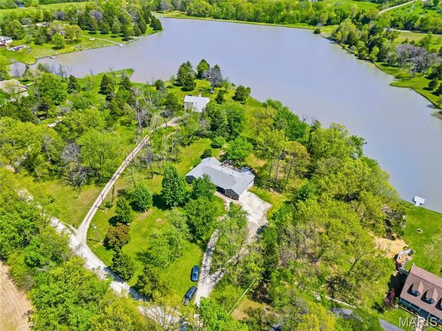 29302 Meadowlark S, Warrenton, MO 63383