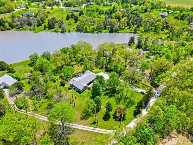 29302 Meadowlark S, Warrenton, MO 63383