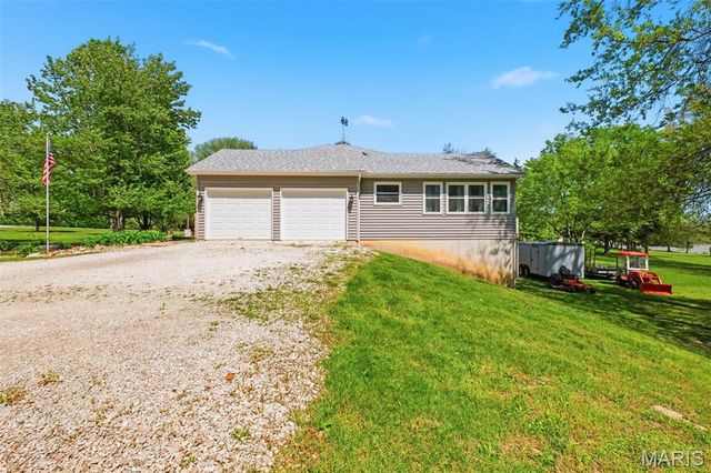 29302 Meadowlark S, Warrenton, MO 63383