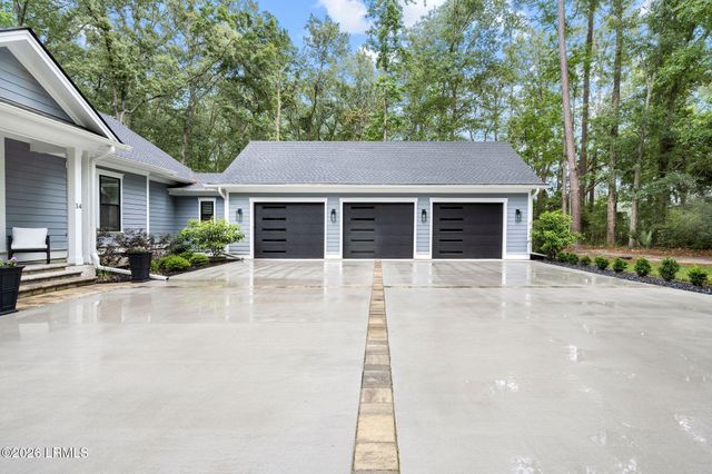 14 Links Drive, Okatie, SC 29909