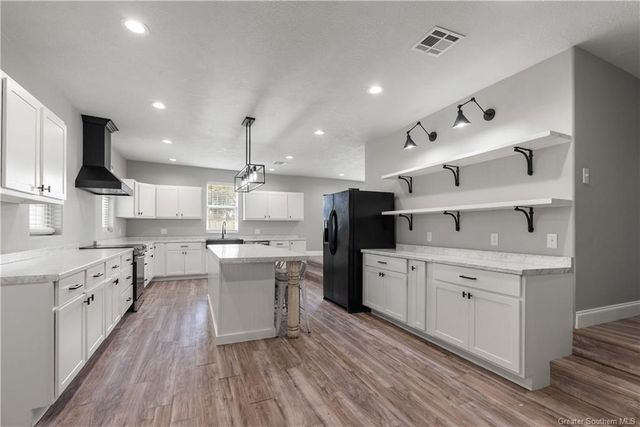 1613 West Street, Vinton, LA 70668