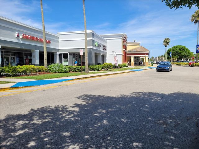6935 Taft, Hollywood, FL 33125