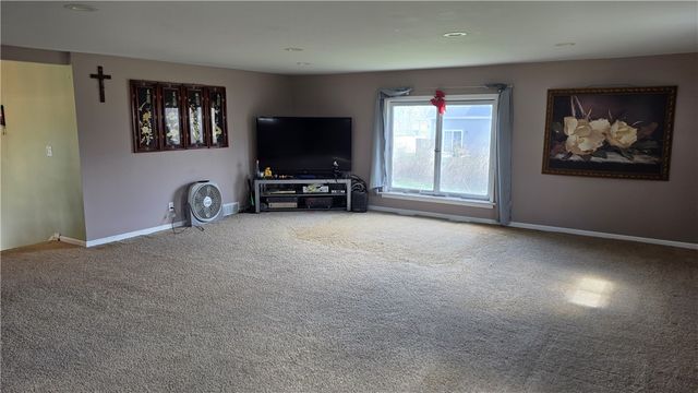 454 Mccall Road, Greece, NY 14616