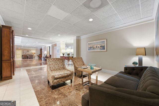 3530 Piedmont Road NE 12-F, Atlanta, GA 30305