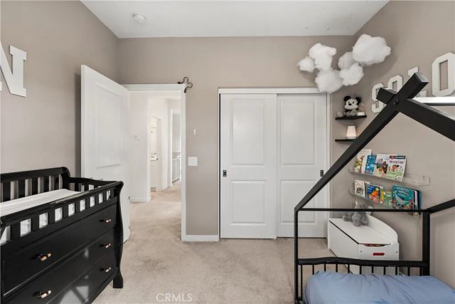 28687 Jardineras, Valencia, CA 91354