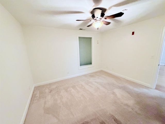 6-204 Stearns Lane, Merrimack, NH 03054