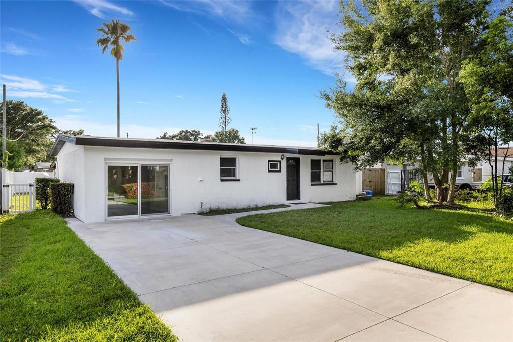 8936 67TH STREET N, Pinellas Park, FL 33782