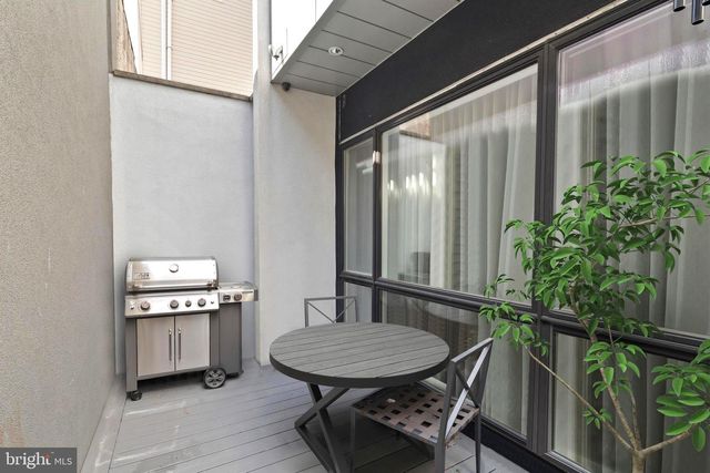 204 W LAUREL ST #3, Philadelphia, PA 19123