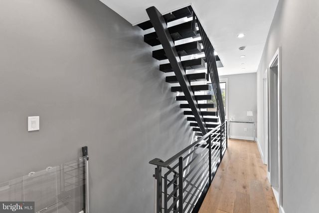 204 W LAUREL ST #3, Philadelphia, PA 19123