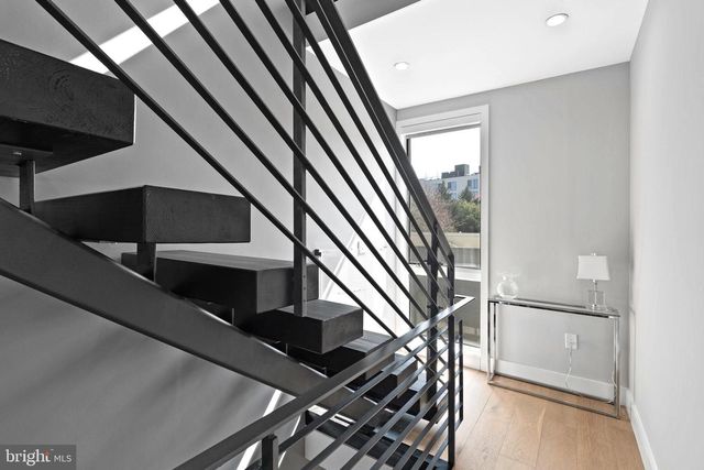 204 W LAUREL ST #3, Philadelphia, PA 19123