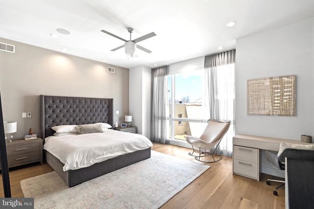 204 W LAUREL ST #3, Philadelphia, PA 19123