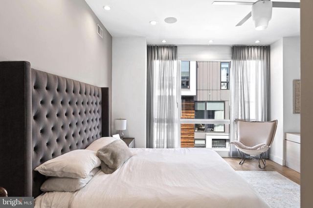 204 W LAUREL ST #3, Philadelphia, PA 19123