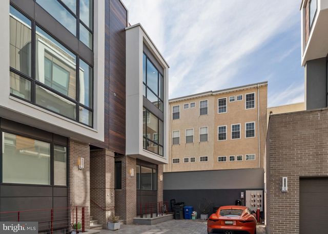 204 W LAUREL ST #3, Philadelphia, PA 19123