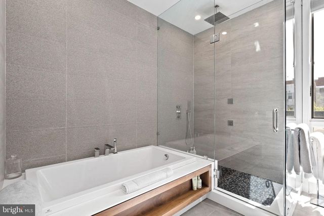 204 W LAUREL ST #3, Philadelphia, PA 19123