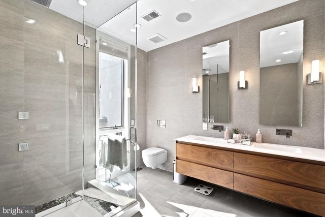 204 W LAUREL ST #3, Philadelphia, PA 19123