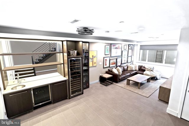 204 W LAUREL ST #3, Philadelphia, PA 19123