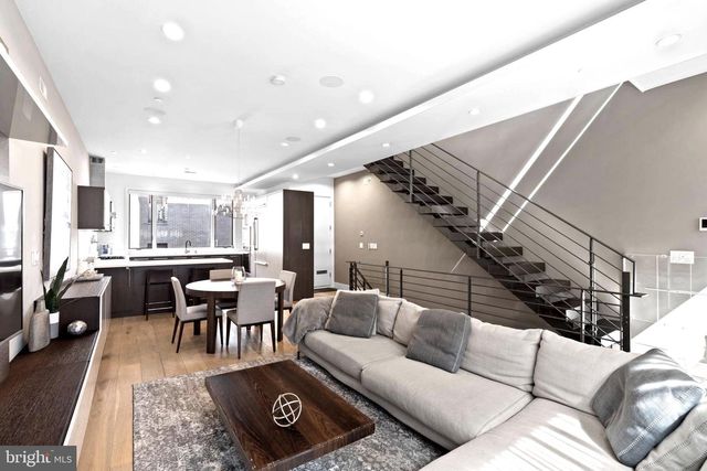 204 W LAUREL ST #3, Philadelphia, PA 19123