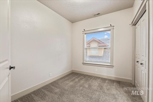 1896 E Meadow Creek Dr, Meridian, ID 83646