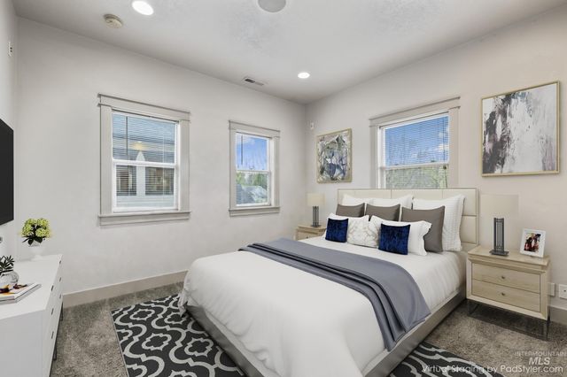 1896 E Meadow Creek Dr, Meridian, ID 83646