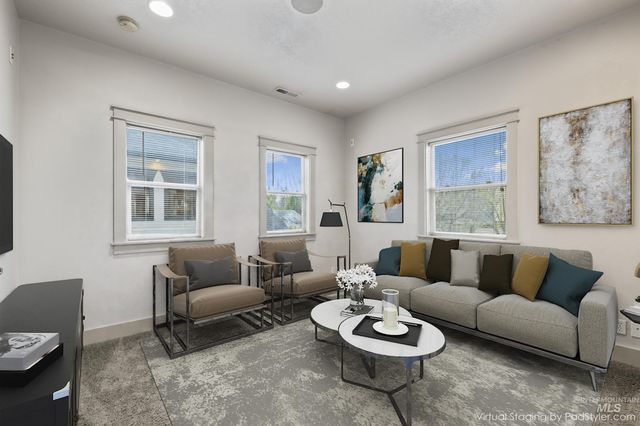 1896 E Meadow Creek Dr, Meridian, ID 83646