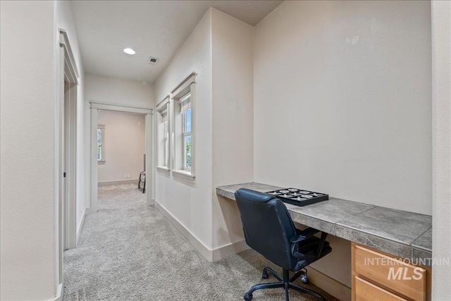 1896 E Meadow Creek Dr, Meridian, ID 83646