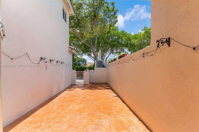2390 SE 17th Terrace, Homestead, FL 33035