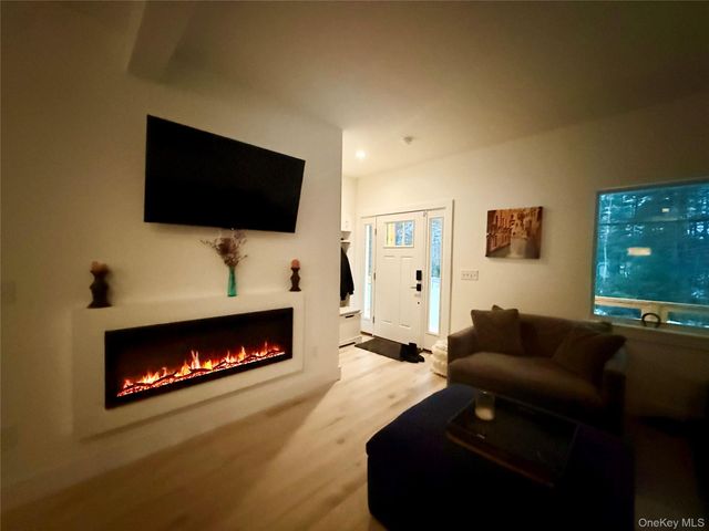 16 Leers Road, Glen Spey, NY 12737