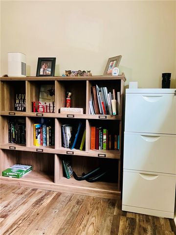 1044 Delaware Ave, Bethel Park, PA 15102