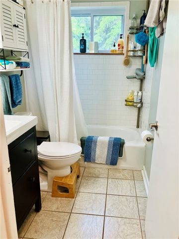 1044 Delaware Ave, Bethel Park, PA 15102