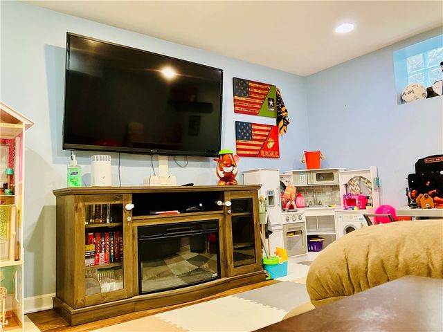 1044 Delaware Ave, Bethel Park, PA 15102