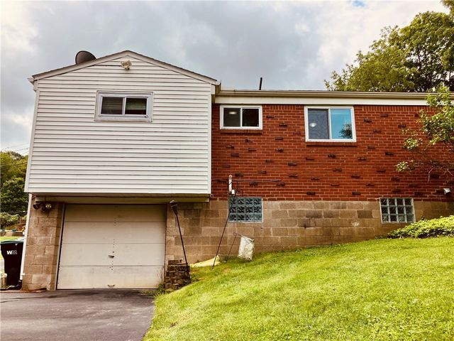 1044 Delaware Ave, Bethel Park, PA 15102