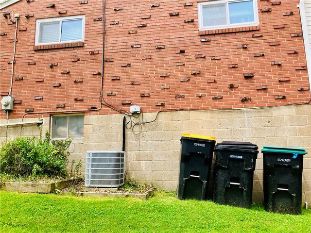 1044 Delaware Ave, Bethel Park, PA 15102