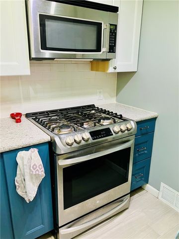 1044 Delaware Ave, Bethel Park, PA 15102