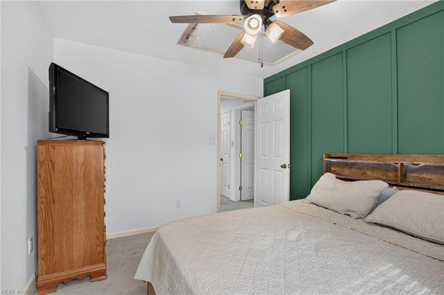 1368 Beacons Reach DR, Virginia Beach, VA 23454