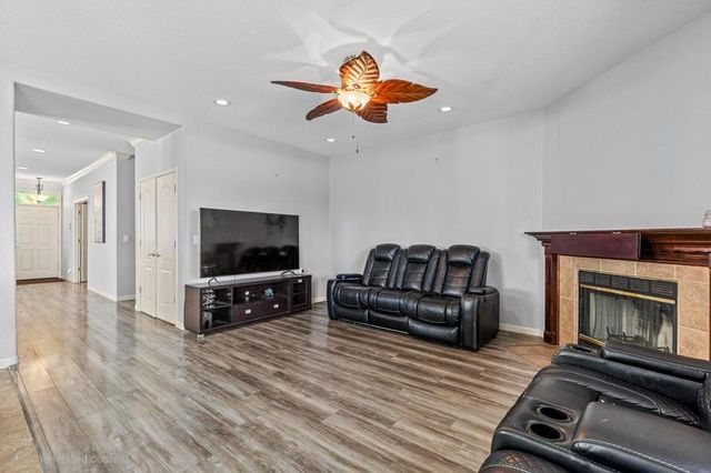 1877 Stabler Park Dr, Yuba City, CA 95993